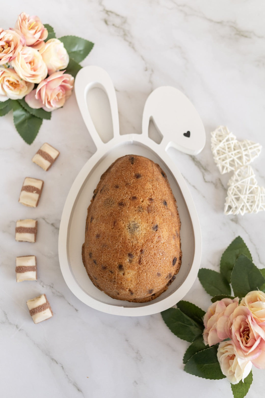 Cookie egg Kinder bueno white