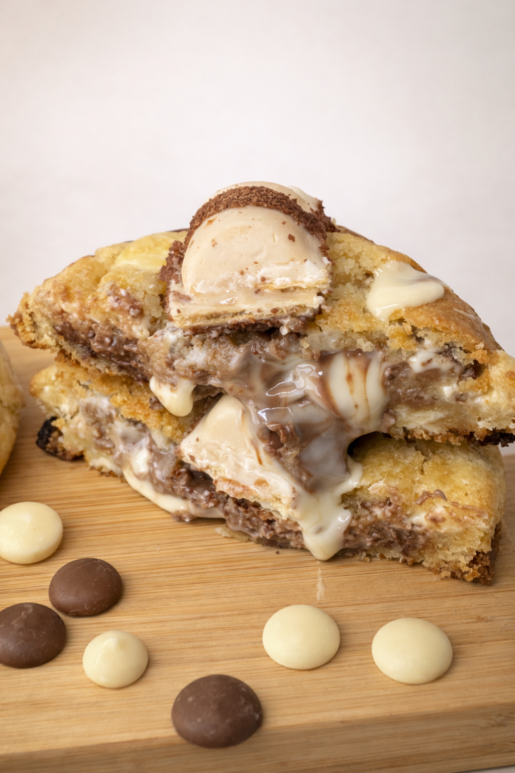 cookie kinder bueno White